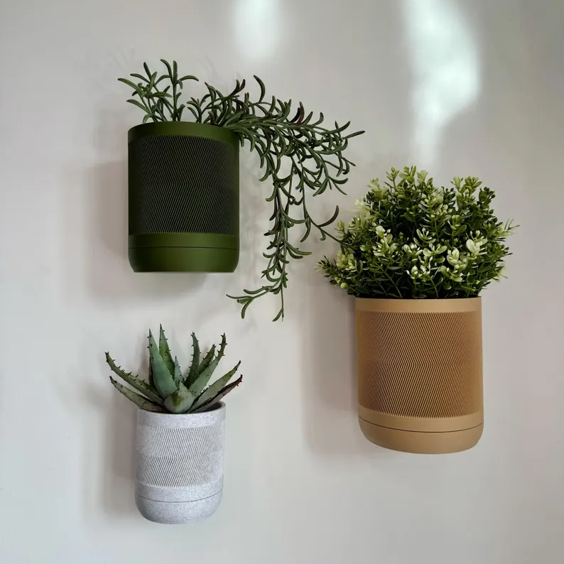 SleekNest Wall Planter